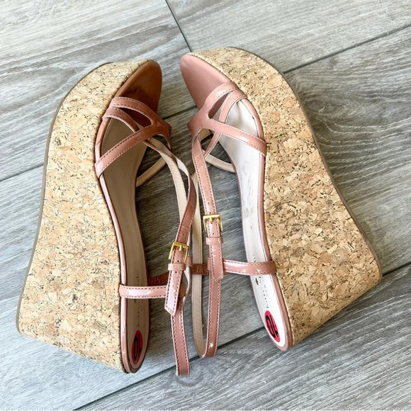 KATE SPADE Talanse Pink Patent Wedge  Platform Sandals - Picture 8 of 14